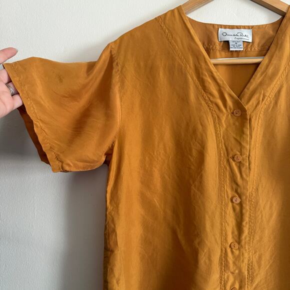 90's Vintage OSCAR de la RENTA | Deep Mustard Silk Baseball Style Shirt | Medium - Picture 4 of 6